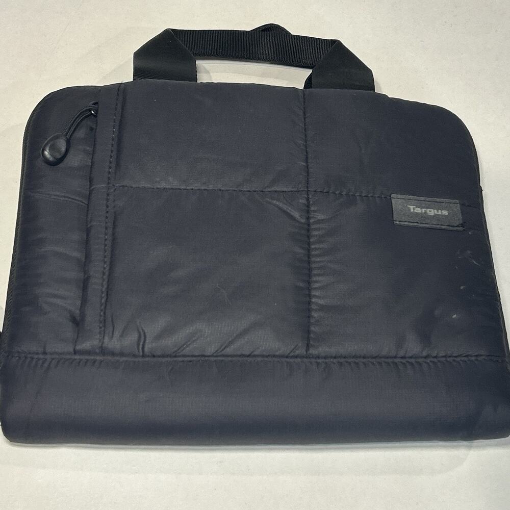 Targus Crave Black Netbook Slipcase for up to 10.2" Tablets Padded Case
